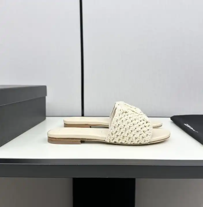 hype Chanel Slippers