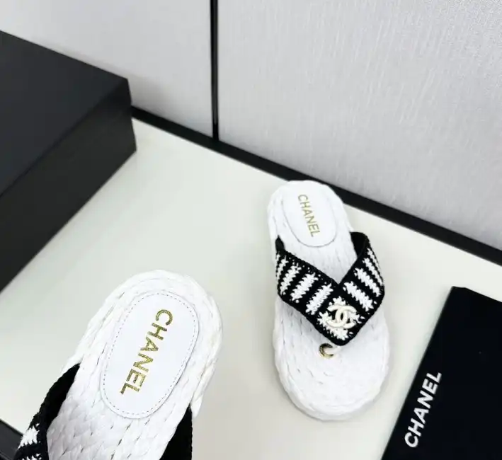 hype Chanel Slippers