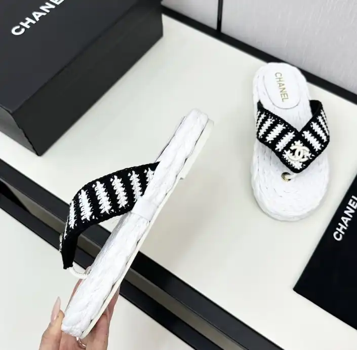 hype Chanel Slippers