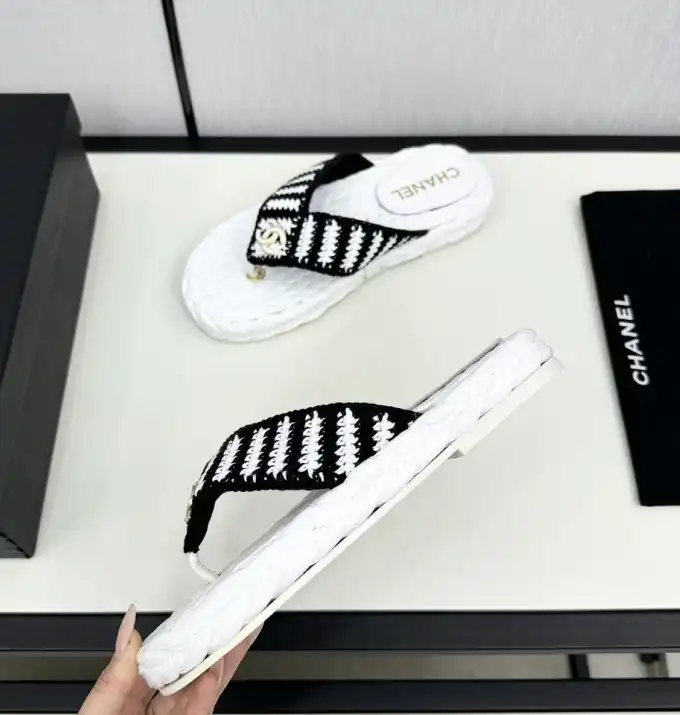 hype Chanel Slippers