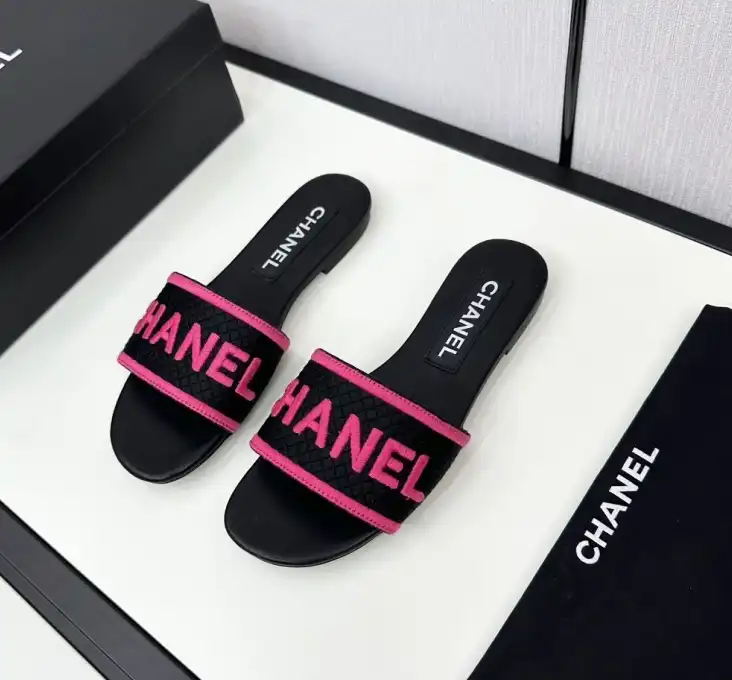 hype Chanel Slippers