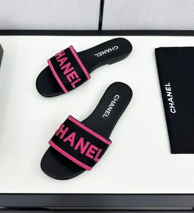 hype Chanel Slippers