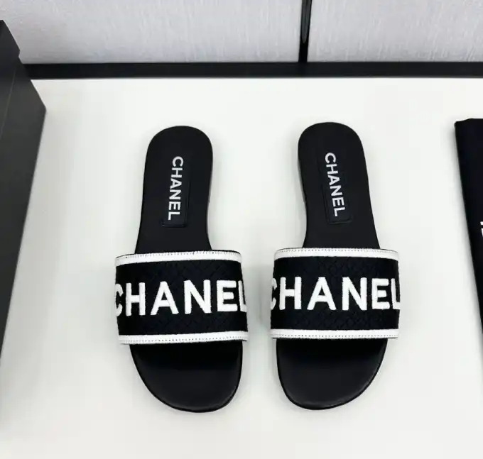 hype Chanel Slippers