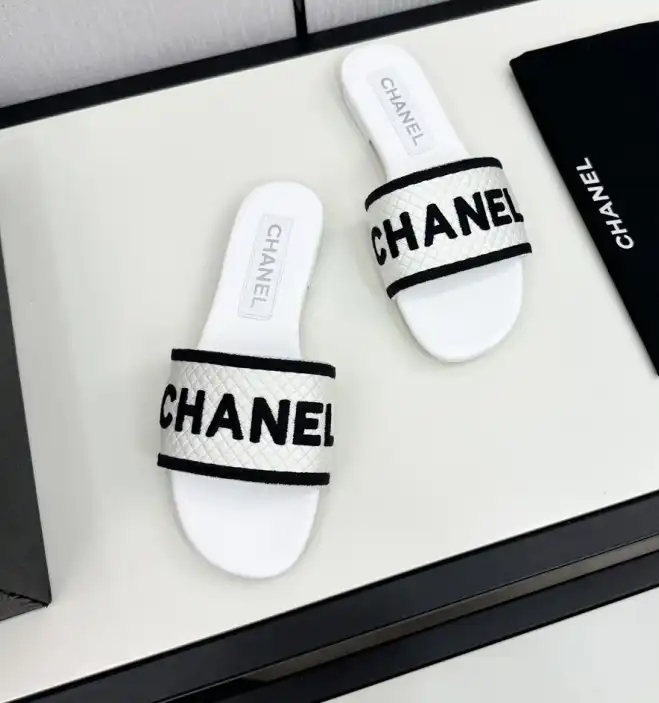 hype Chanel Slippers