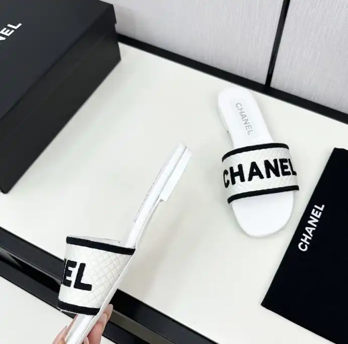 hype Chanel Slippers