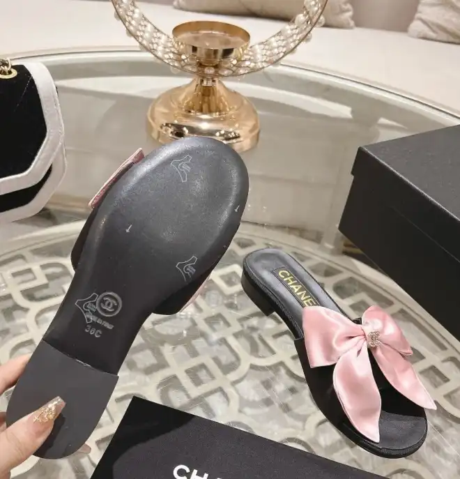 hype Chanel Slippers