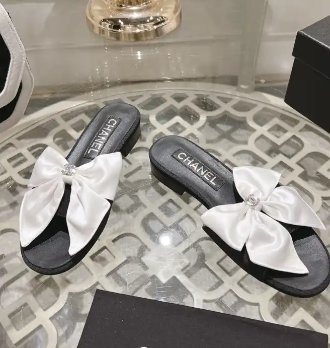 hype Chanel Slippers