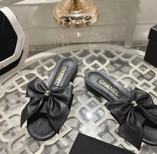 hype Chanel Slippers