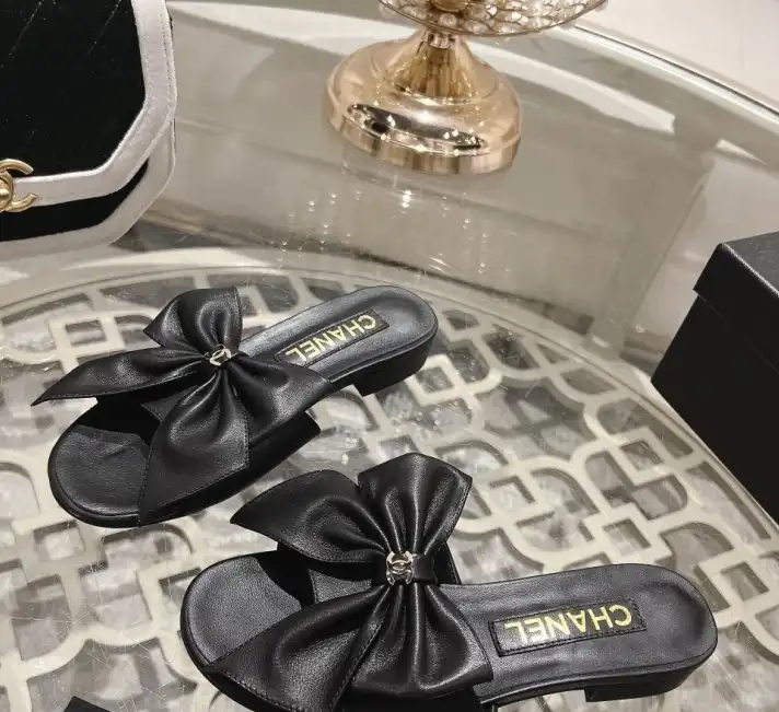 hype Chanel Slippers