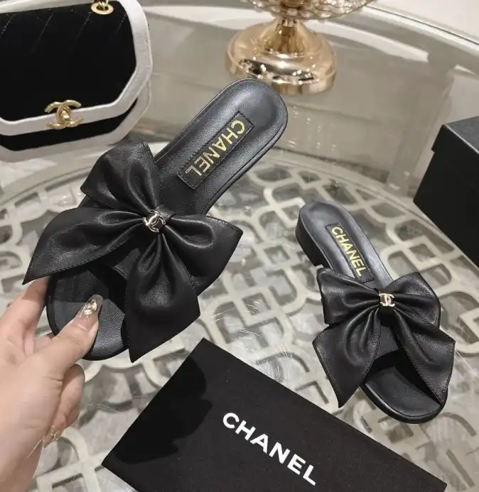 hype Chanel Slippers