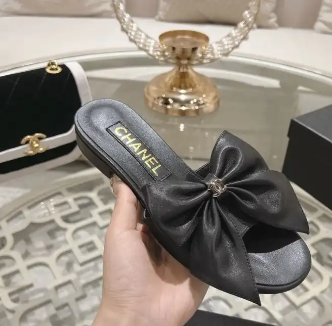 hype Chanel Slippers