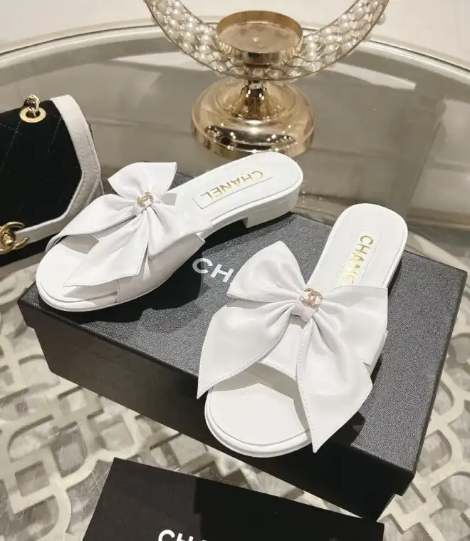 hype Chanel Slippers