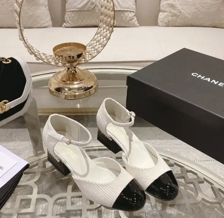 hype Chanel High Heels