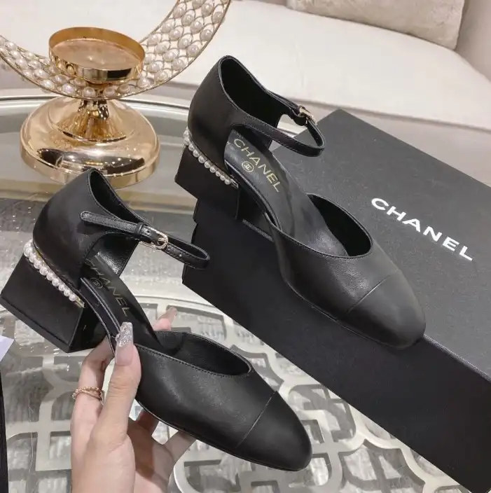 hype Chanel High Heels