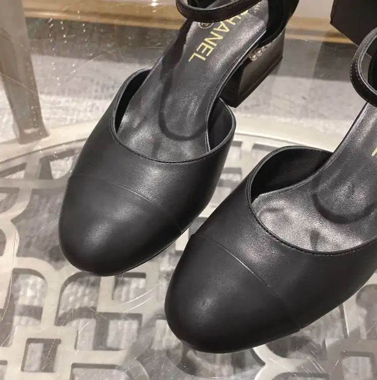 hype Chanel High Heels