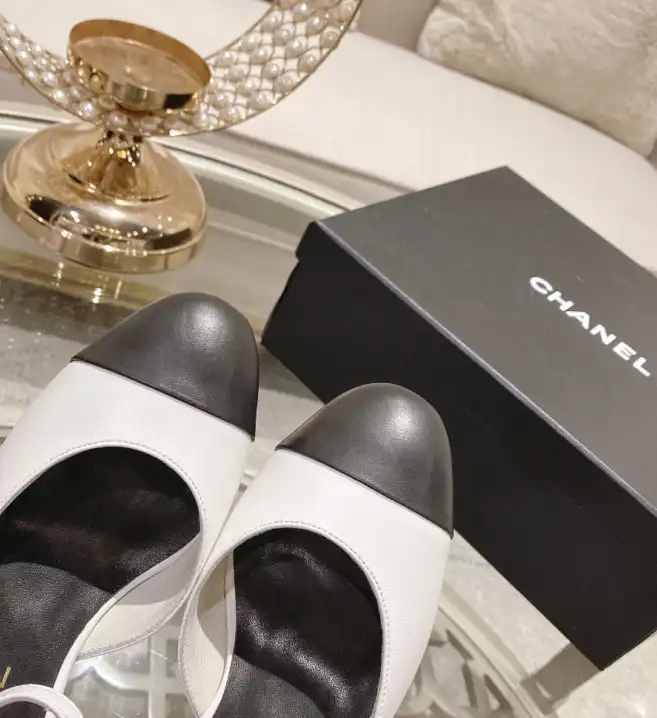 hype Chanel High Heels