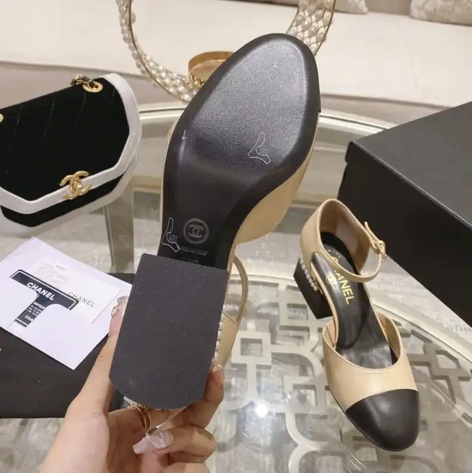 hype Chanel High Heels