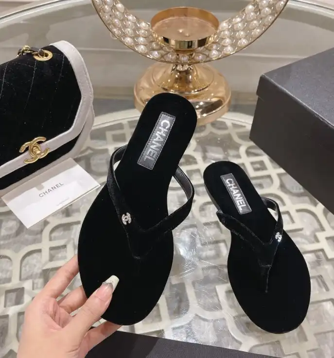 hype Chanel Slippers