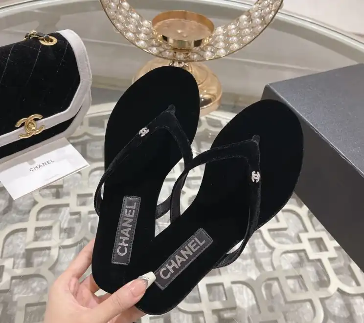 hype Chanel Slippers