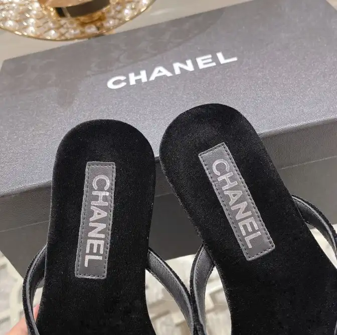 hype Chanel Slippers