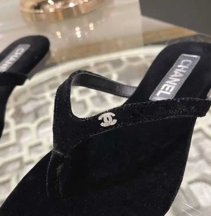 hype Chanel Slippers