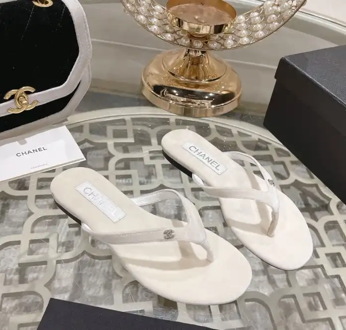 hype Chanel Slippers