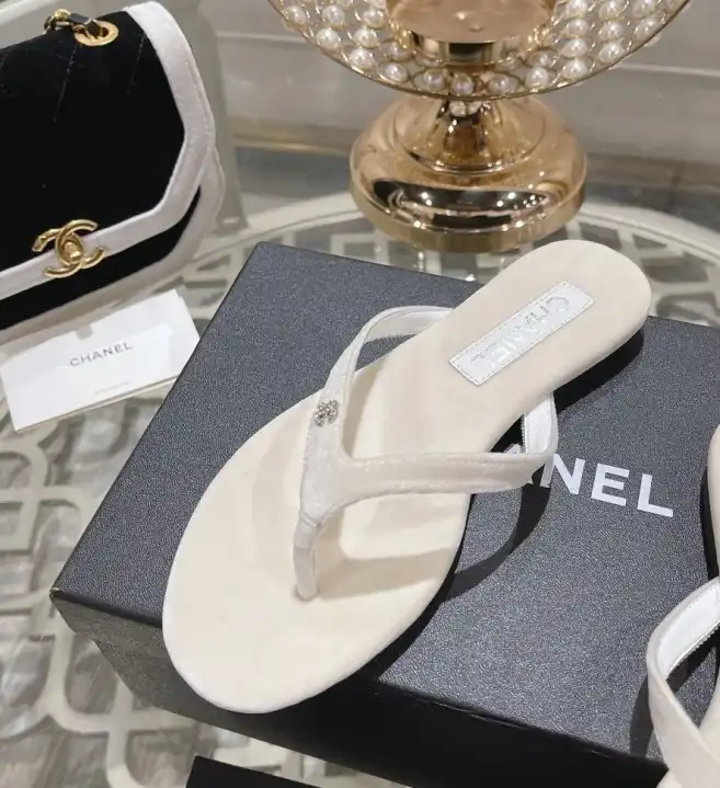 hype Chanel Slippers