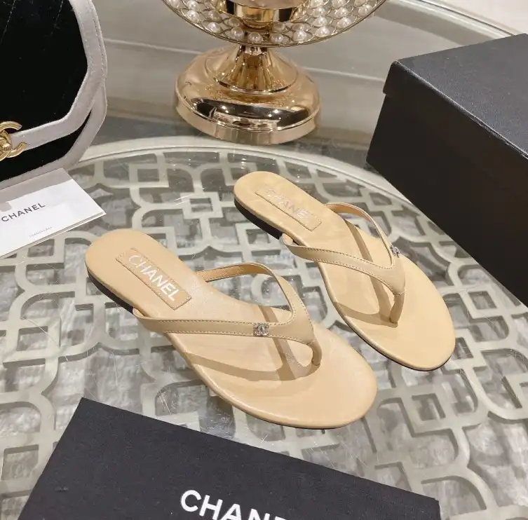 hype Chanel Slippers