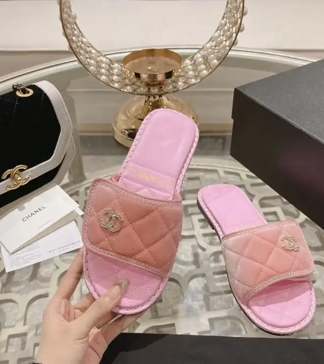 hype Chanel Slippers