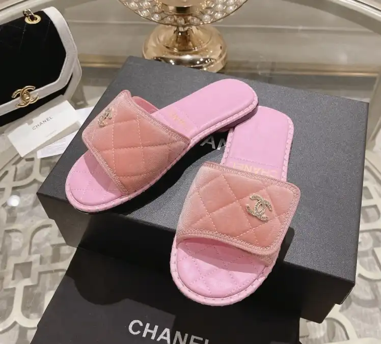 hype Chanel Slippers