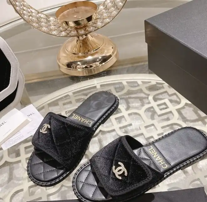 hype Chanel Slippers