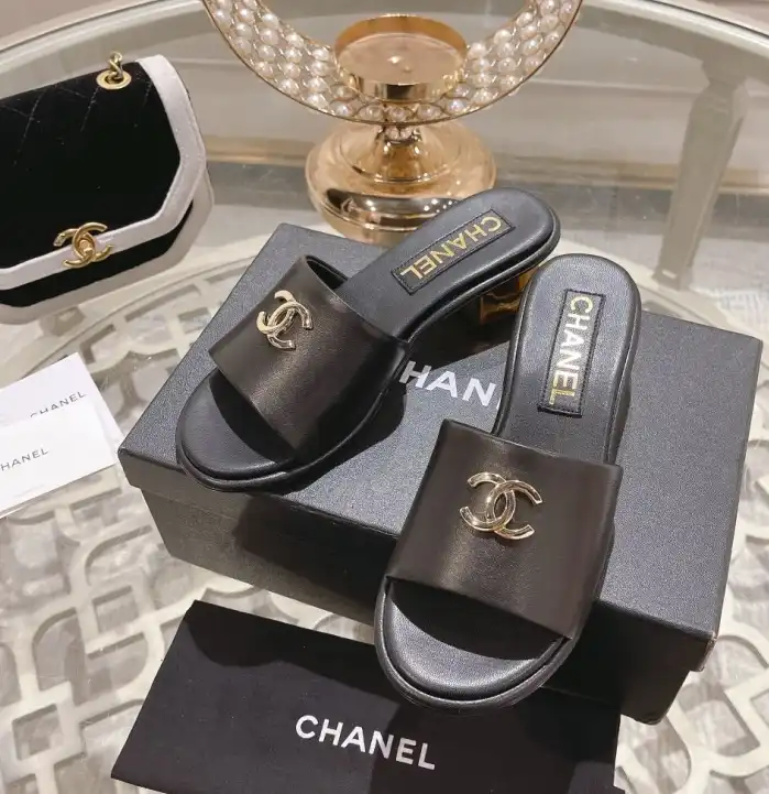 hype Chanel Slippers