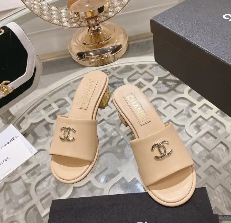 hype Chanel Slippers