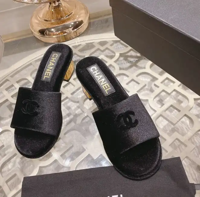 hype Chanel Slippers