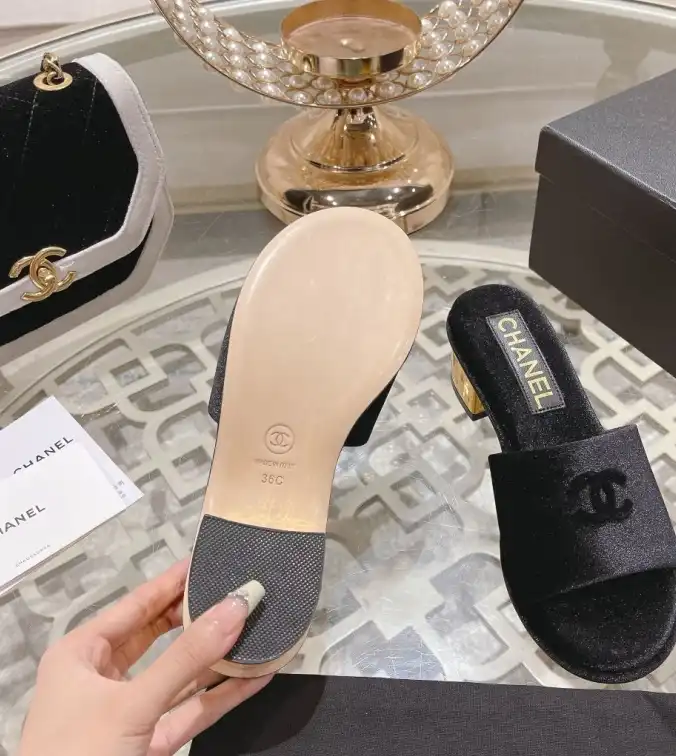 hype Chanel Slippers