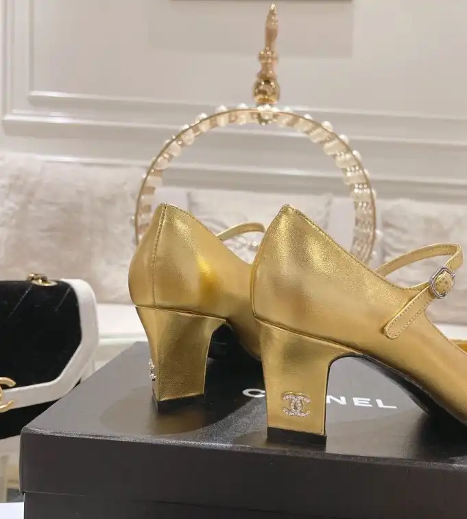 hype Chanel High Heels