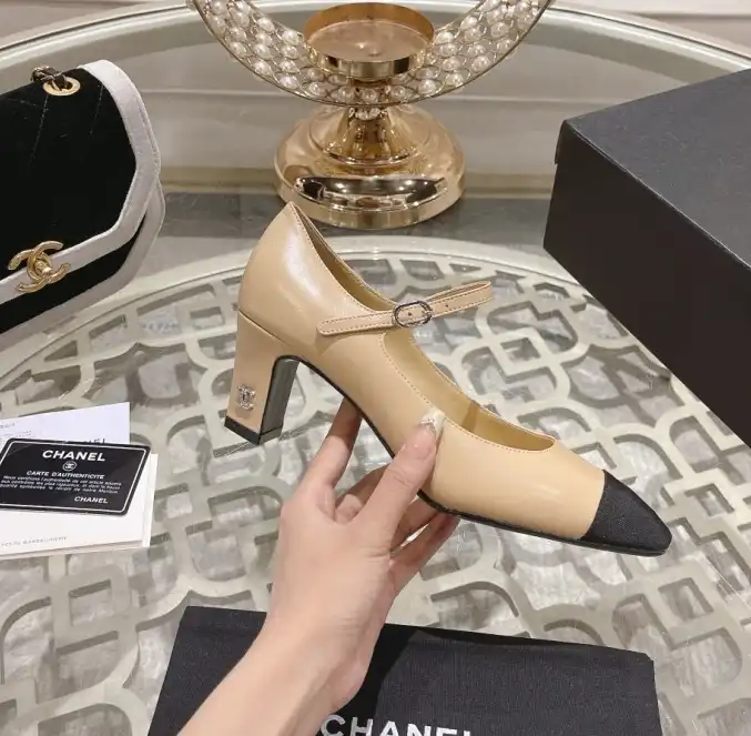 hype Chanel High Heels