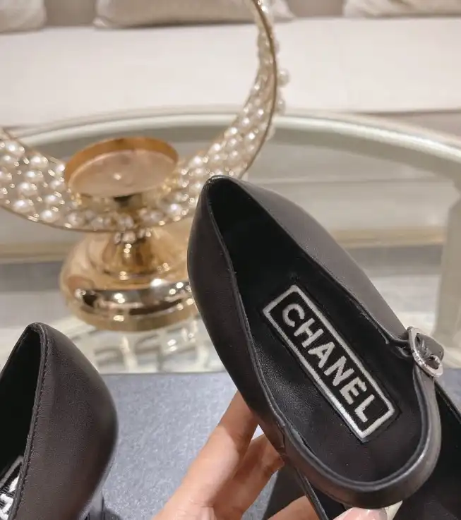 hype Chanel High Heels