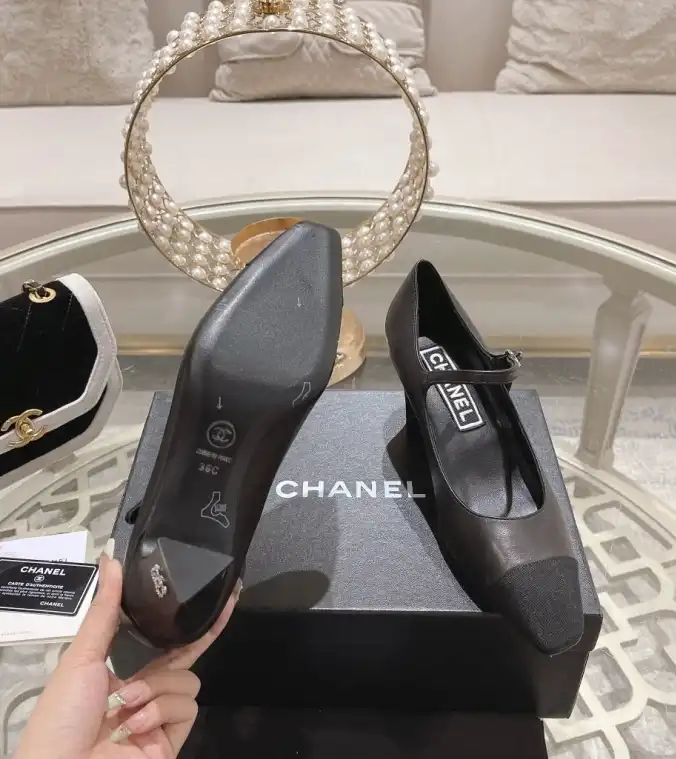 hype Chanel High Heels