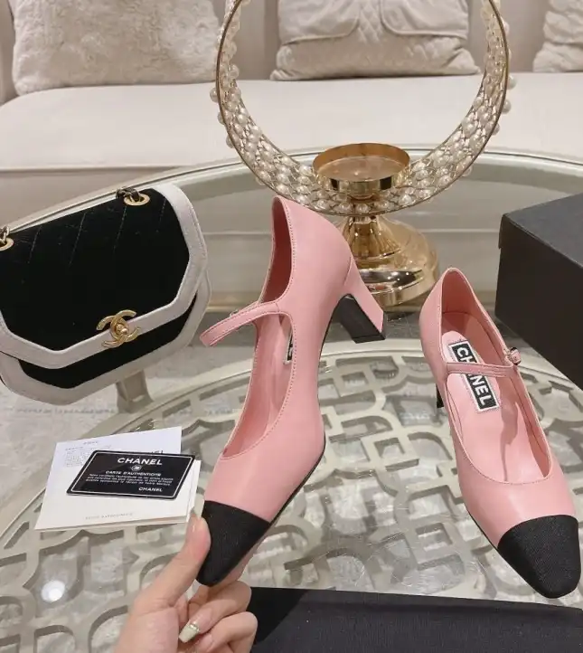 hype Chanel High Heels