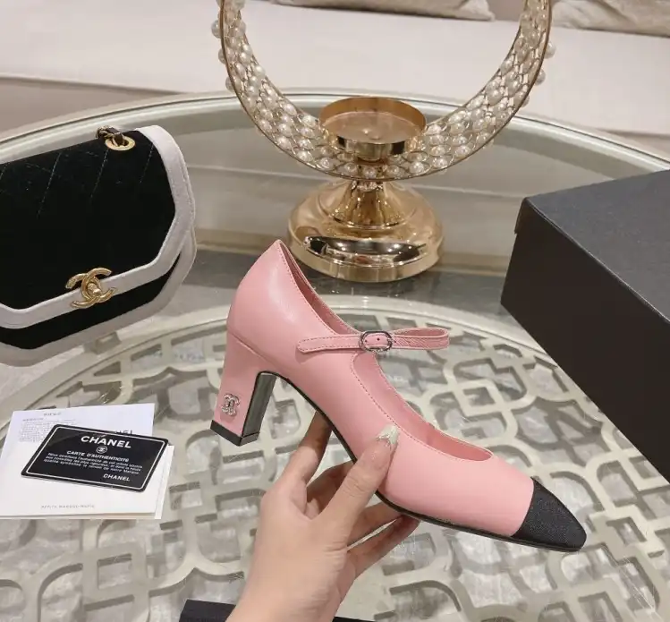 hype Chanel High Heels