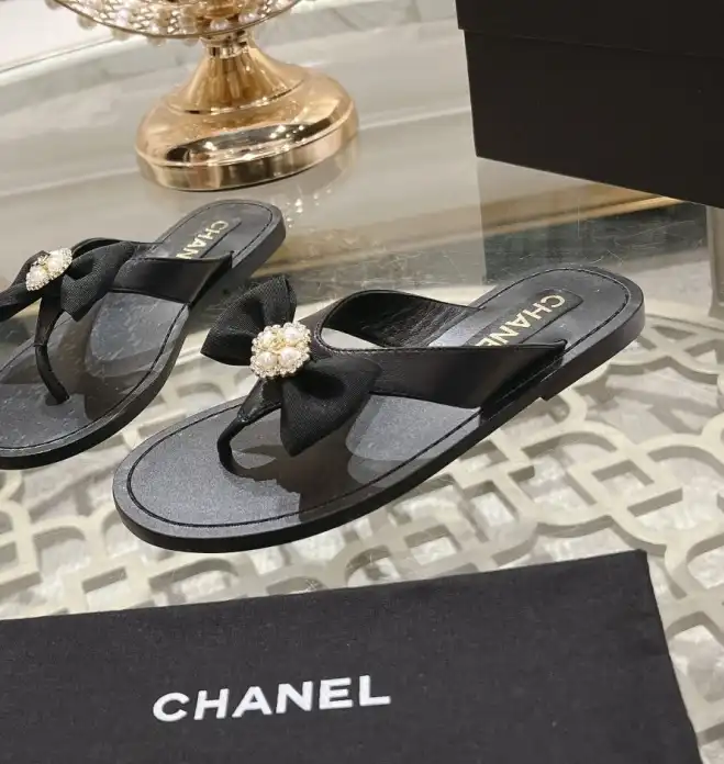 hype Chanel Slippers