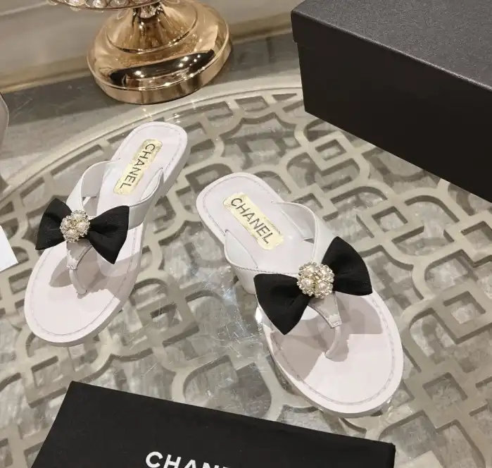 hype Chanel Slippers