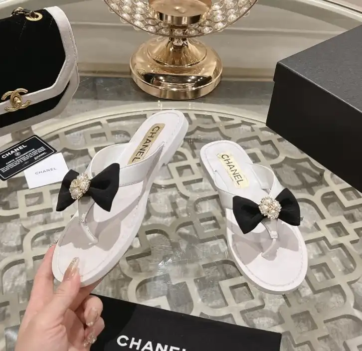 hype Chanel Slippers