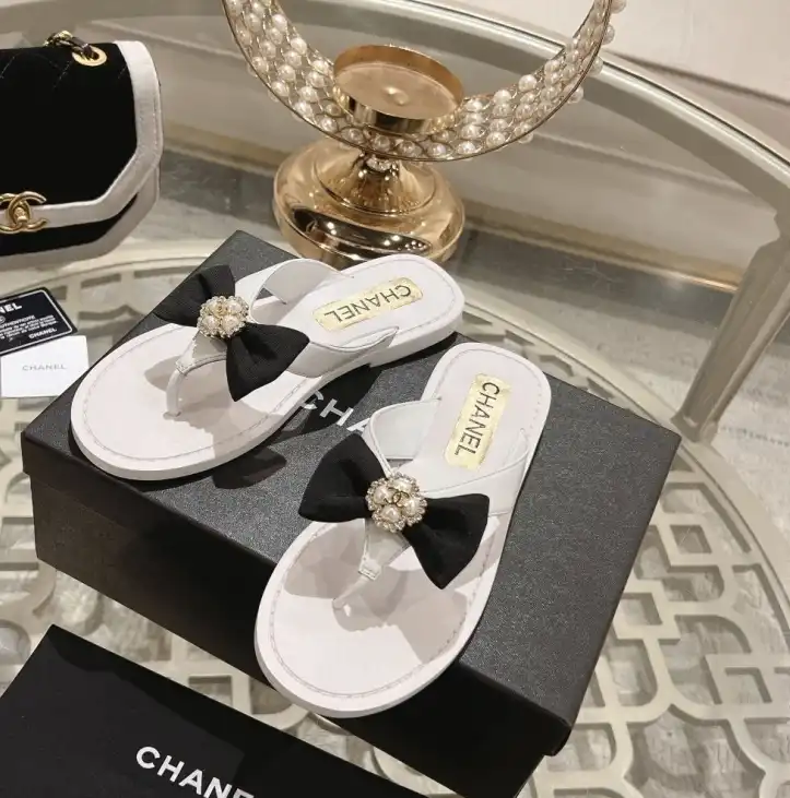 hype Chanel Slippers