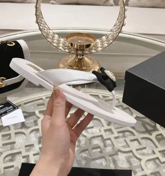 hype Chanel Slippers