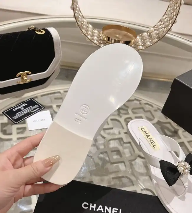 hype Chanel Slippers