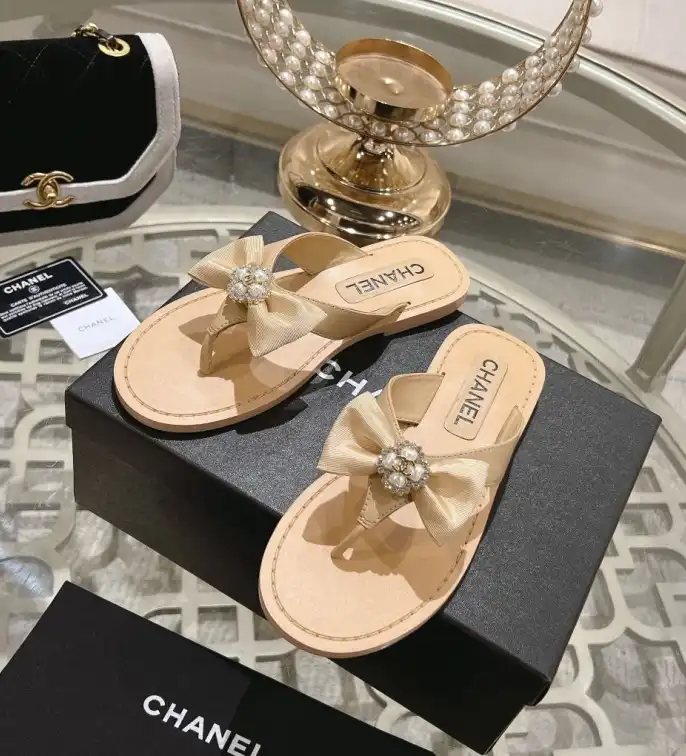 hype Chanel Slippers