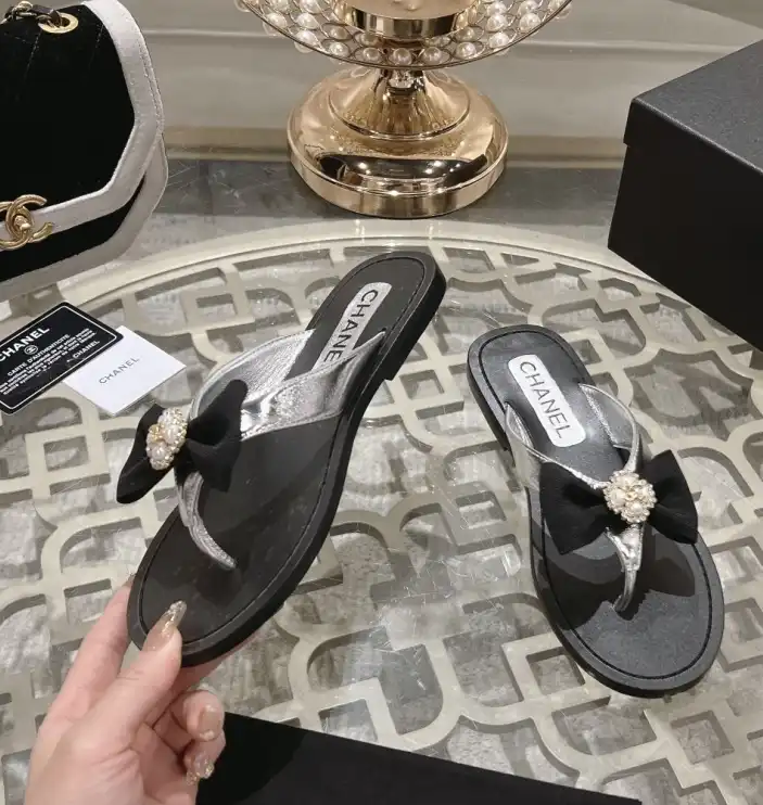 hype Chanel Slippers