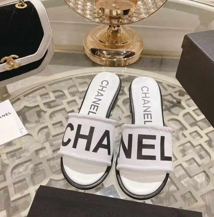 hype Chanel Slippers